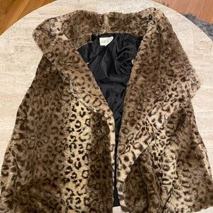 Jolt Women's Brown Leopard Teddy Vest